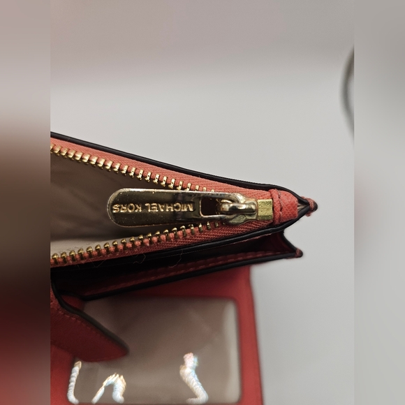 Michael Kors Peach Wallet - Picture 7 of 12
